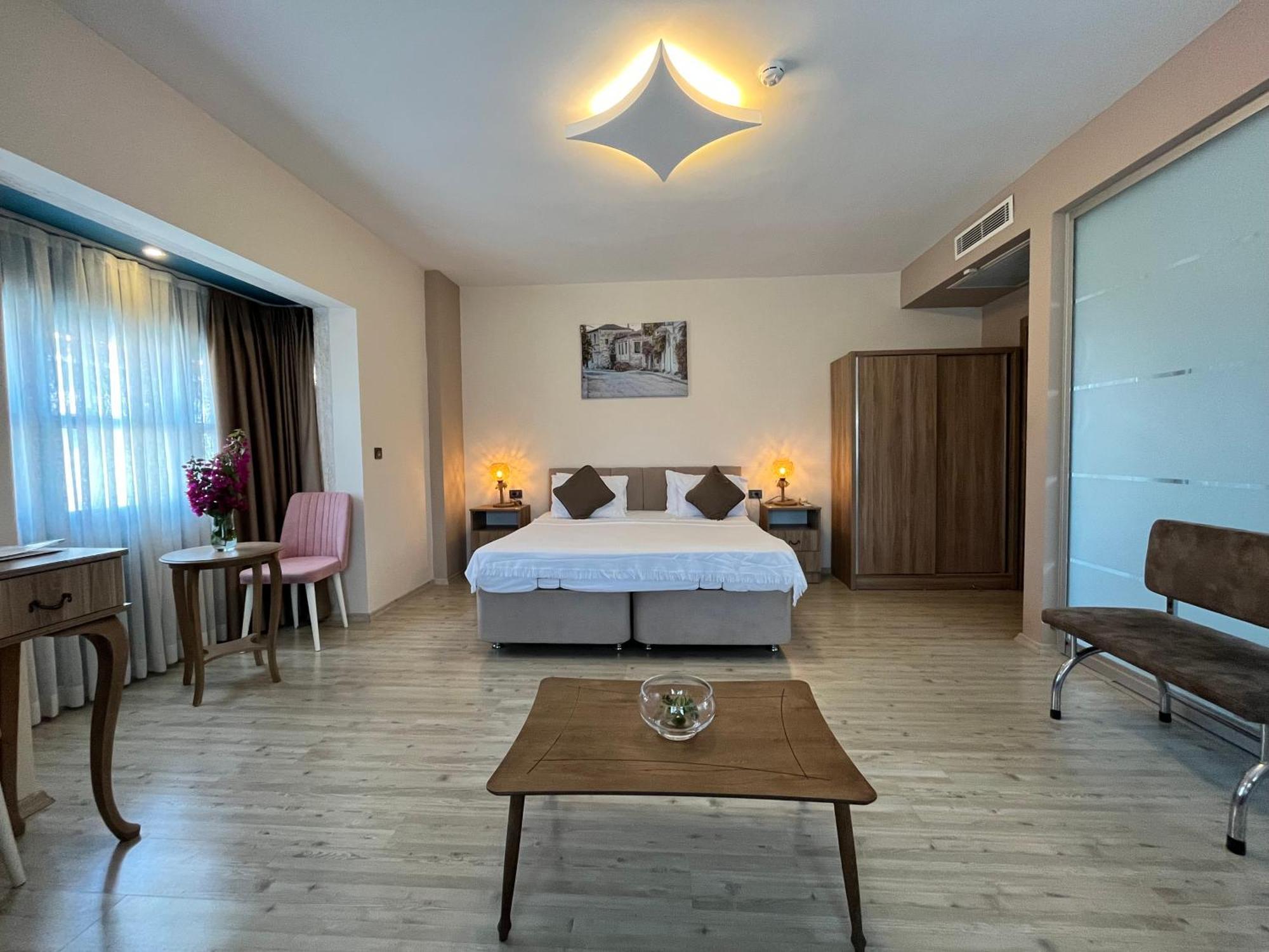 F&G Butik Hotel Алакати Стая снимка