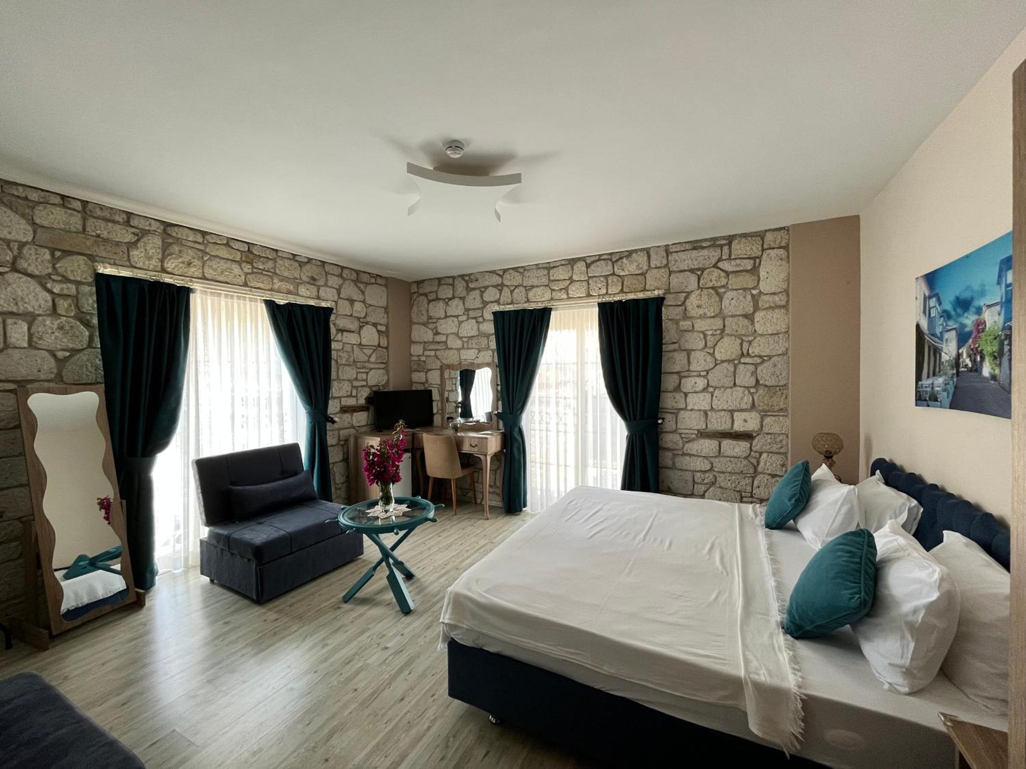 F&G Butik Hotel Алакати Екстериор снимка