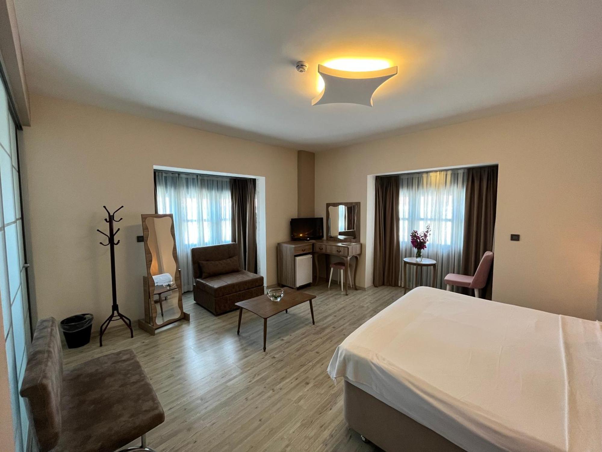 F&G Butik Hotel Алакати Стая снимка